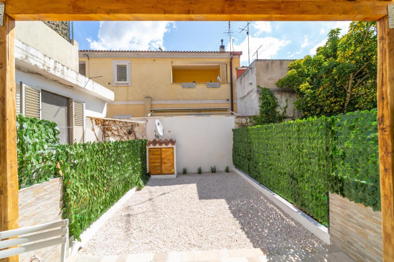 Domo Nora 2 Apartment Olbia Exterior foto